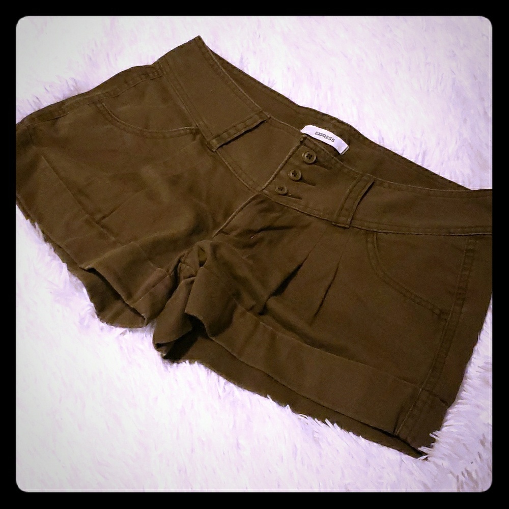 Express shorts